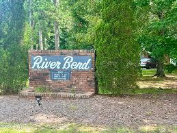 6000 River Rd in Washington, NC - Foto de edificio - Building Photo