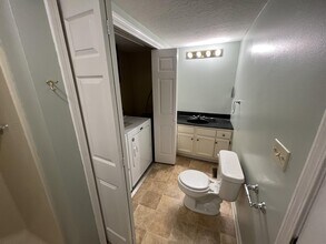 205 Woodland St in Martin, TN - Building Photo - Building Photo