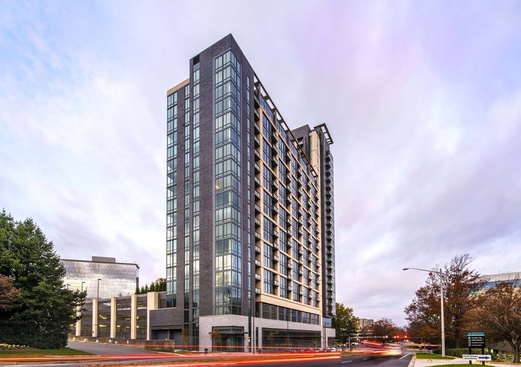Nouvelle in McLean, VA - Foto de edificio