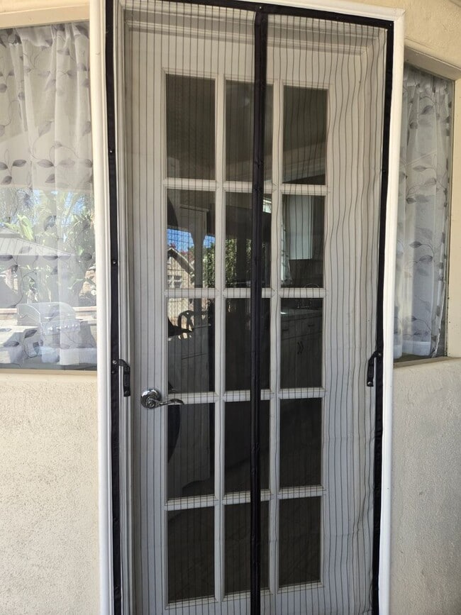 4725 Cover St in Riverside, CA - Building Photo - Building Photo