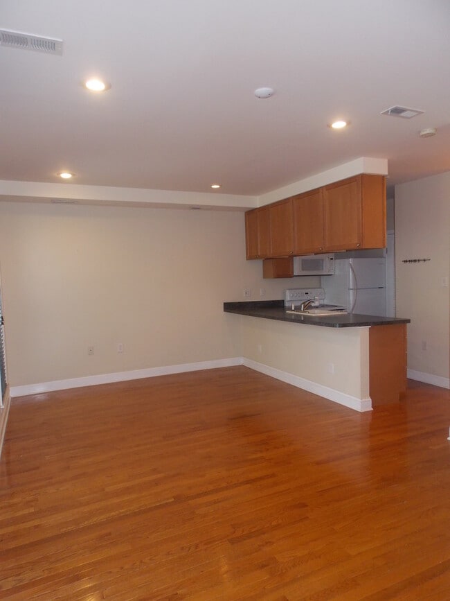 property at 3109 St Paul St