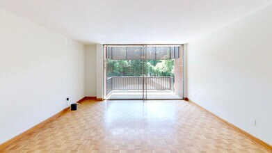 1300 Queens Rd in Charlotte, NC - Building Photo - Building Photo