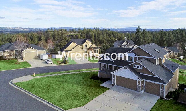 17501 Horseman Dr in Colbert, WA - Building Photo - Building Photo