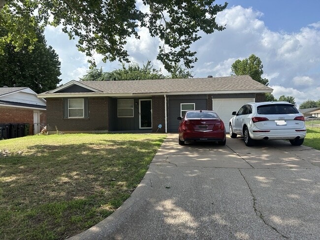 property at 4008 SE 46th St