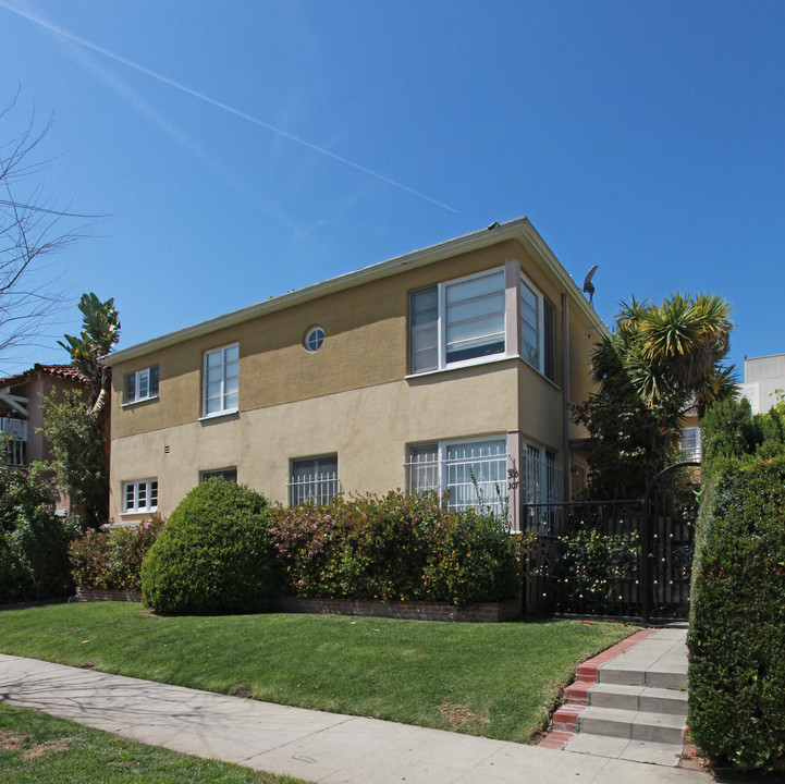 305-307 S Reeves Dr in Beverly Hills, CA - Building Photo