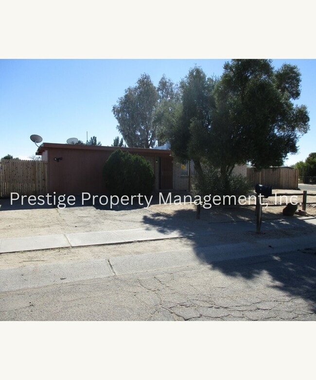 property at 4602 S Goldenrod Pl