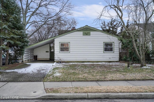 property at 59 Lakewood Rd