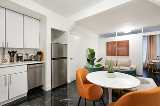 444 W 48th St in New York, NY - Building Photo - Building Photo
