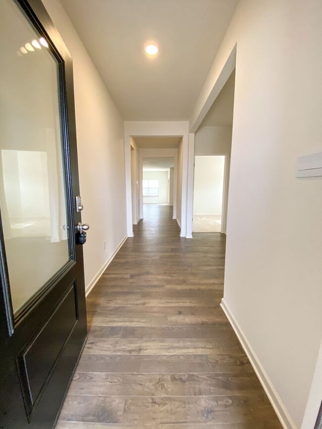 20 Witherspoon Dr in Oakland, TN - Building Photo - Building Photo