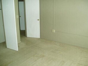 825 Harris Ave in Austin, TX - Building Photo - Building Photo