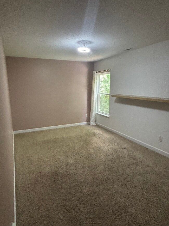 property at 843 Sinclair Dr