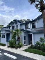 306 Harbour Pointe Way in Greenacres, FL - Building Photo