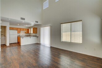 5003 Groveland Ave in Las Vegas, NV - Building Photo - Building Photo