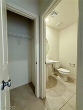 3432 Covilha Ln in Henderson, NV - Building Photo - Building Photo