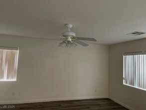 3107 Lenoir St in Las Vegas, NV - Building Photo - Building Photo