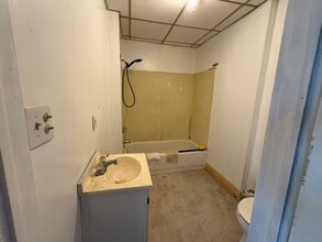 810 Virginia Ave in Parkersburg, WV - Building Photo - Building Photo