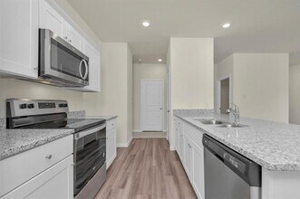 1617 Escondido Dr in Haslet, TX - Foto de edificio - Building Photo