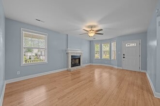 309 Madam Moores Ln in New Bern, NC - Building Photo - Building Photo