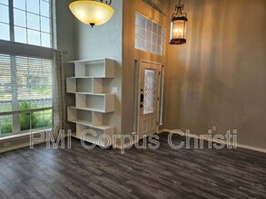 5107 High Bank Dr in Corpus Christi, TX - Building Photo - Building Photo