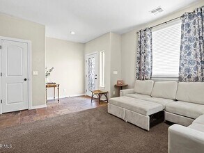 5525 Valley Cedar Dr in El Paso, TX - Building Photo - Building Photo