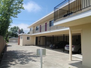 1736 Lexington Ave in El Cerrito, CA - Building Photo - Building Photo