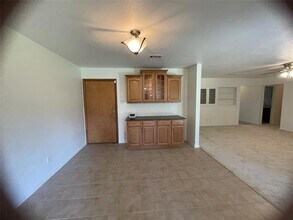 1915 Signet Dr in Euless, TX - Building Photo - Building Photo