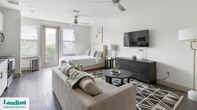 3383 Cedarplaza Ln, Unit 3-309 in Dallas, TX - Foto de edificio - Building Photo