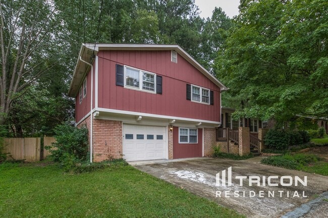 761 San Miguel Dr in Stone Mountain, GA - Building Photo - Building Photo