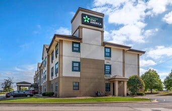 Furnished Studio-Chicago - Romeoville - Bo in Romeoville, IL - Building Photo - Building Photo