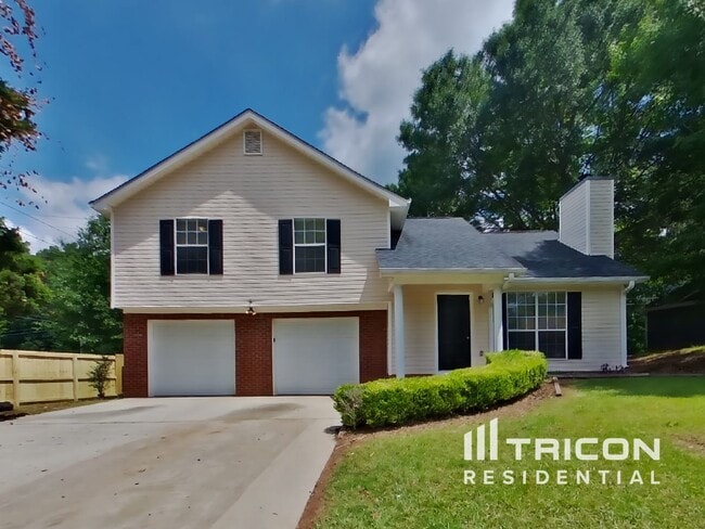 101 Grand Oaks Way in Stockbridge, GA - Building Photo - Building Photo