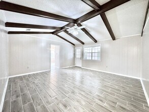 4738 Woodlyn Dr in Baton Rouge, LA - Building Photo - Building Photo