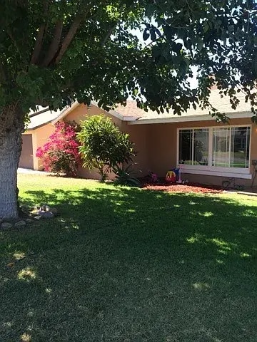 property at 2517 Rancho Dr