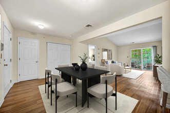 Aspen Glen in Hamden, CT - Building Photo - Building Photo