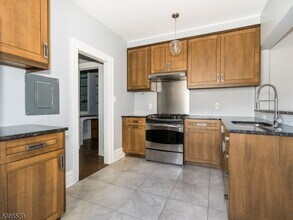 81 Main St in Newton, NJ - Building Photo - Building Photo