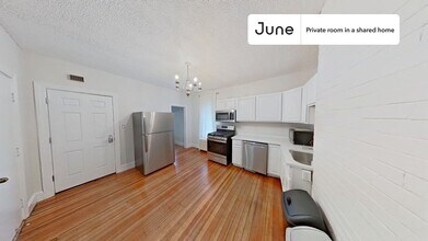 Private bedroom in 4 bed/2 bath Home in Boston, MA - Building Photo - Building Photo