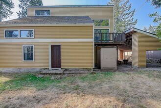 2342 NE 145th St in Shoreline, WA - Building Photo - Building Photo