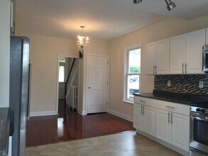28 Burd St in Nyack, NY - Building Photo - Building Photo