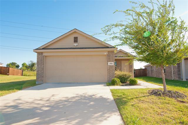 3701 Harper St in Oak Point, TX - Building Photo