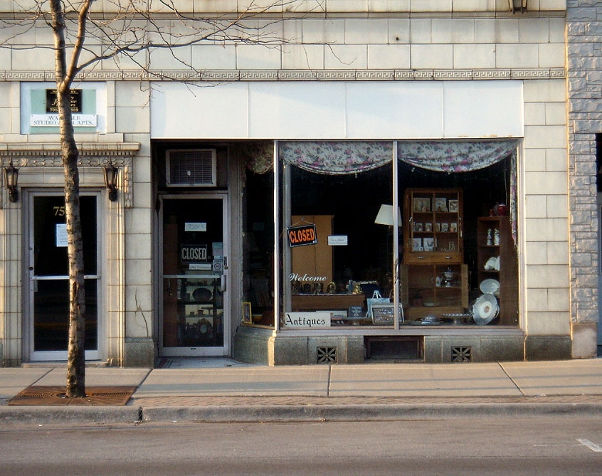 7502 Madison St in Forest Park, IL - Building Photo