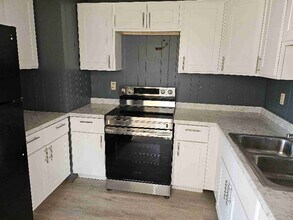 287 Oliver Dr-Unit -2 in Bassett, VA - Building Photo - Building Photo