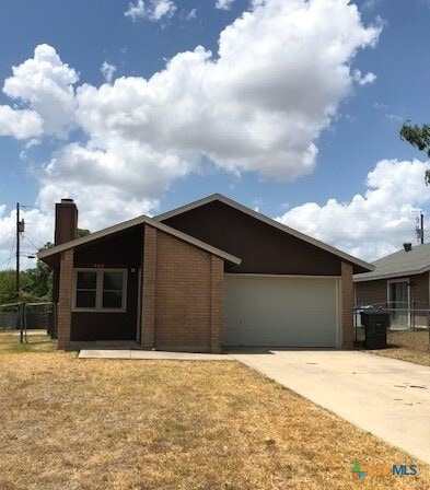 property at 2214 Carousel Dr