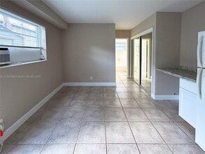 715 NE 6th St in Fort Lauderdale, FL - Building Photo - Building Photo