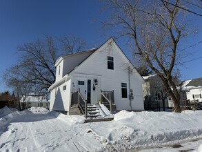 80 Lefurgey Ave in Moncton, NB - Building Photo - Building Photo