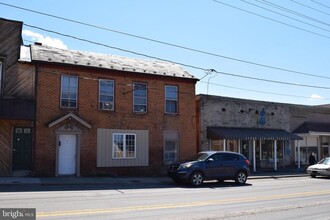 15 Virginia Ave in Petersburg, WV - Building Photo - Building Photo