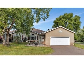 418 5th Ave N in Sartell, MN - Building Photo