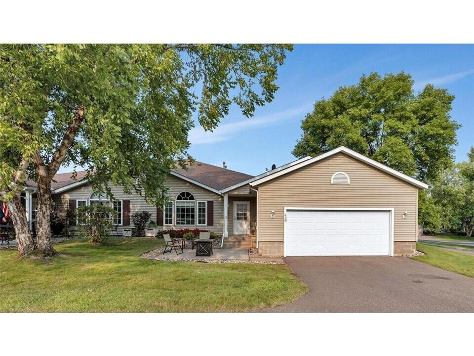 418 5th Ave N in Sartell, MN - Building Photo