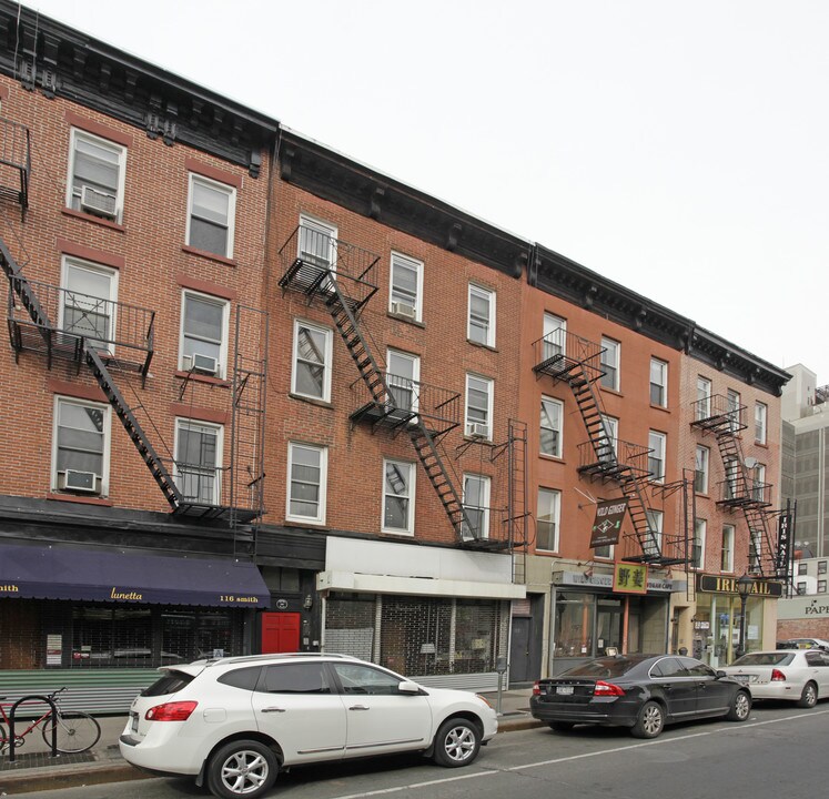 114 Smith St in Brooklyn, NY - Building Photo