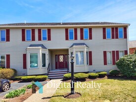 41 Union Sq, Unit 41 in Randolph, MA - Building Photo