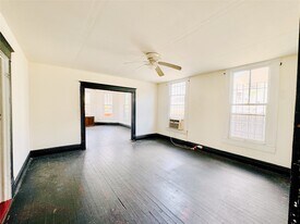 1414 Campbell St in Houston, TX - Building Photo