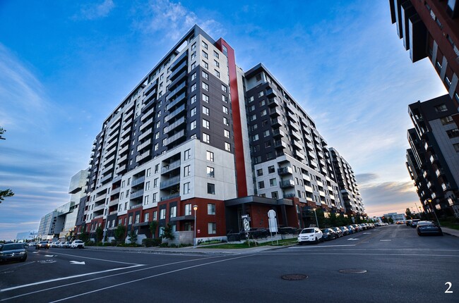 property at 1400 Rue Lucien-Paiement